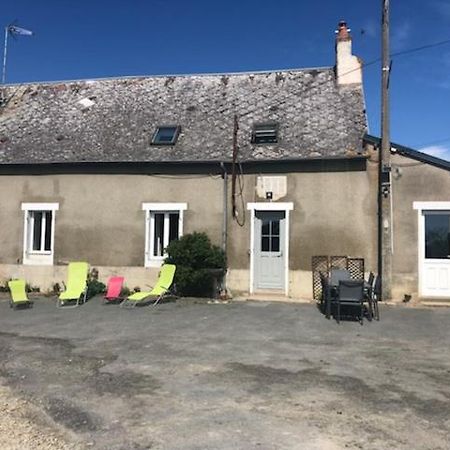 Gite A La Ferme Chaleureux Avec Cheminee Preveranges Екстериор снимка